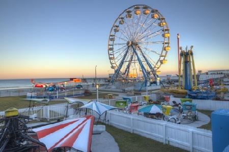 Just steps to amusement park on boardwalk